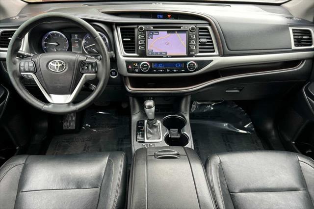 used 2014 Toyota Highlander car, priced at $16,977