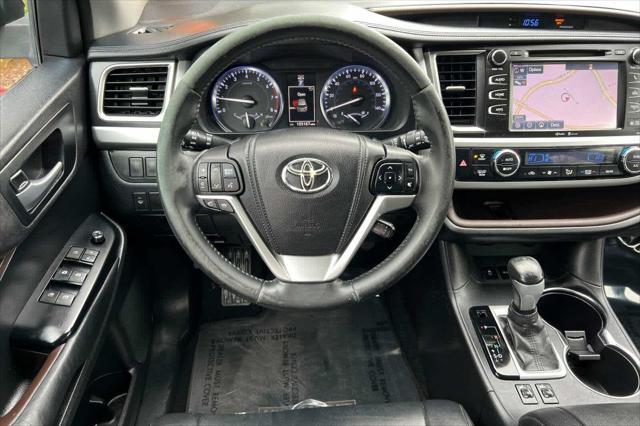 used 2014 Toyota Highlander car, priced at $16,977