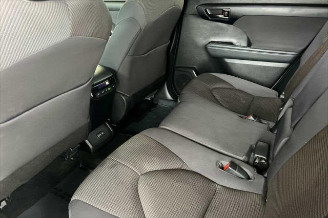 used 2023 Toyota Highlander car, priced at $32,977