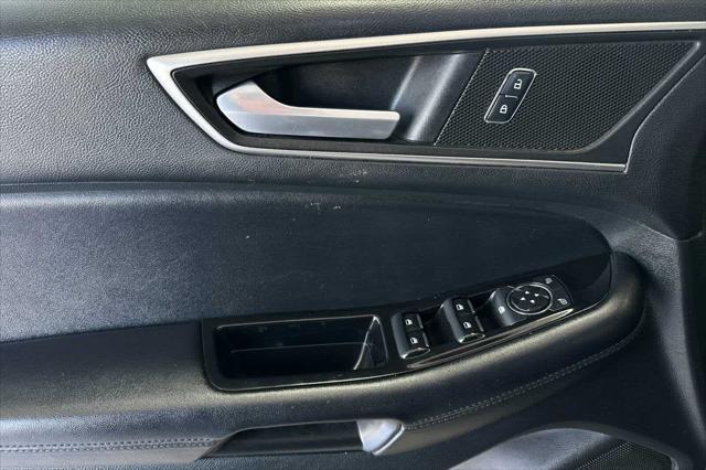 used 2015 Ford Edge car, priced at $11,999