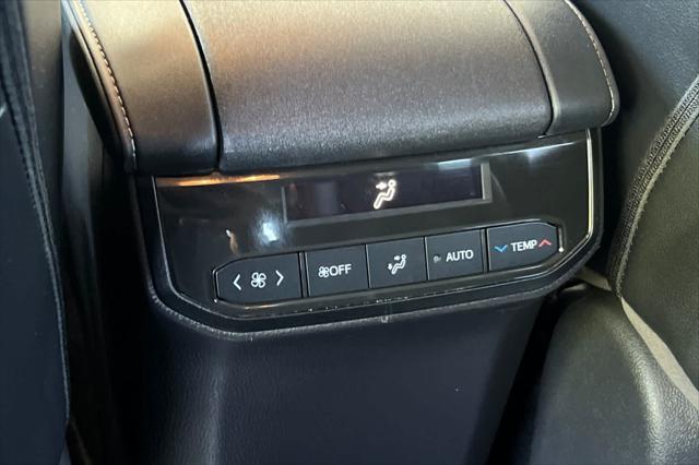 used 2021 Toyota Highlander car, priced at $37,977