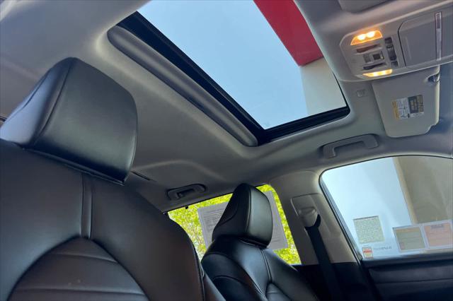 used 2021 Toyota Highlander car, priced at $37,977
