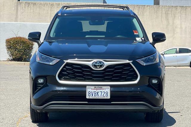 used 2021 Toyota Highlander car, priced at $37,977