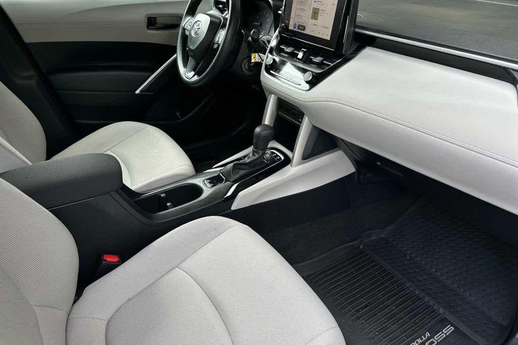 used 2024 Toyota Corolla Cross car, priced at $25,999