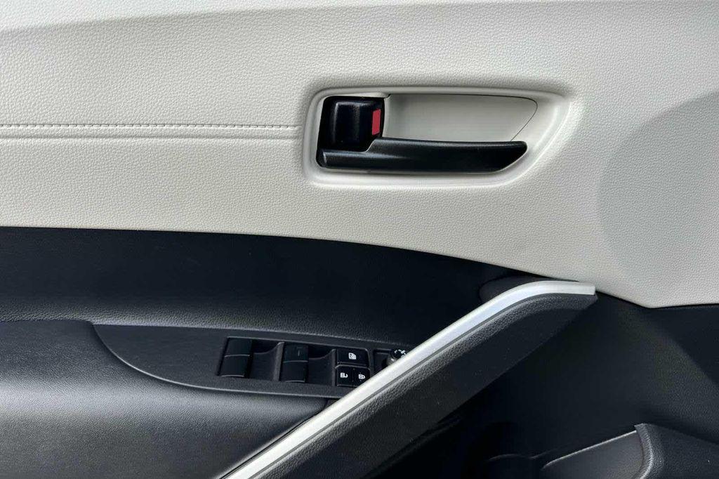 used 2024 Toyota Corolla Cross car, priced at $25,999