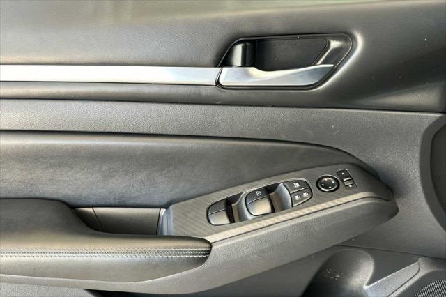 used 2022 Nissan Altima car, priced at $21,999