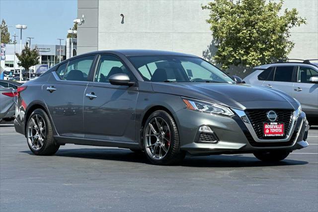 used 2022 Nissan Altima car, priced at $21,999