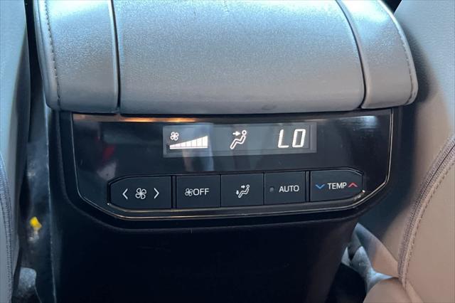 used 2023 Toyota Highlander car, priced at $39,977