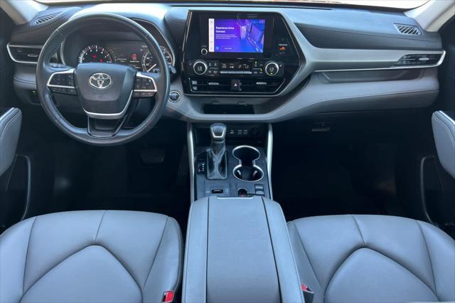used 2023 Toyota Highlander car, priced at $39,977
