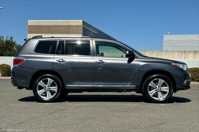 used 2012 Toyota Highlander car, priced at $16,977