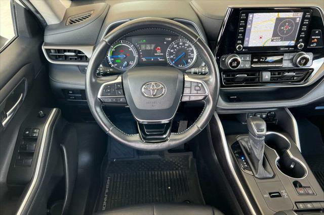 used 2020 Toyota Highlander Hybrid car, priced at $32,977