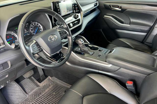 used 2020 Toyota Highlander Hybrid car, priced at $32,977