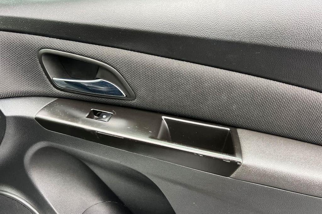 used 2014 Chevrolet Cruze car, priced at $6,977