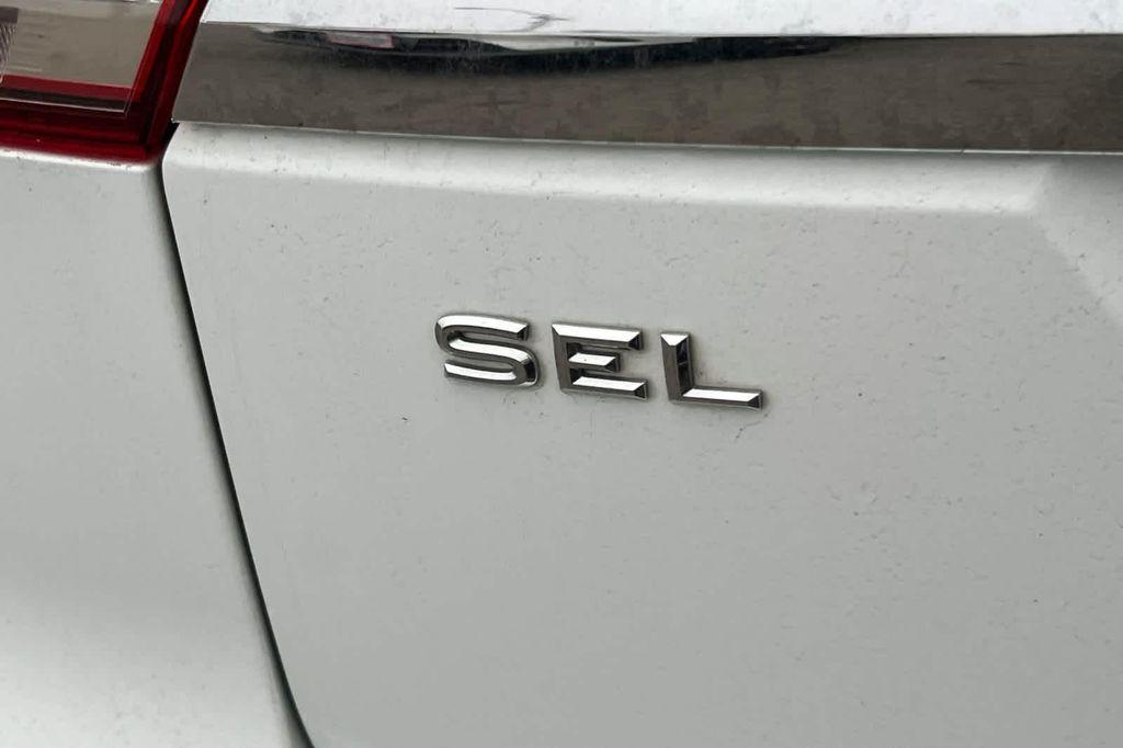 used 2019 Volkswagen Atlas car, priced at $19,999