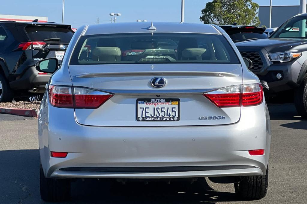 used 2014 Lexus ES 300h car, priced at $16,999