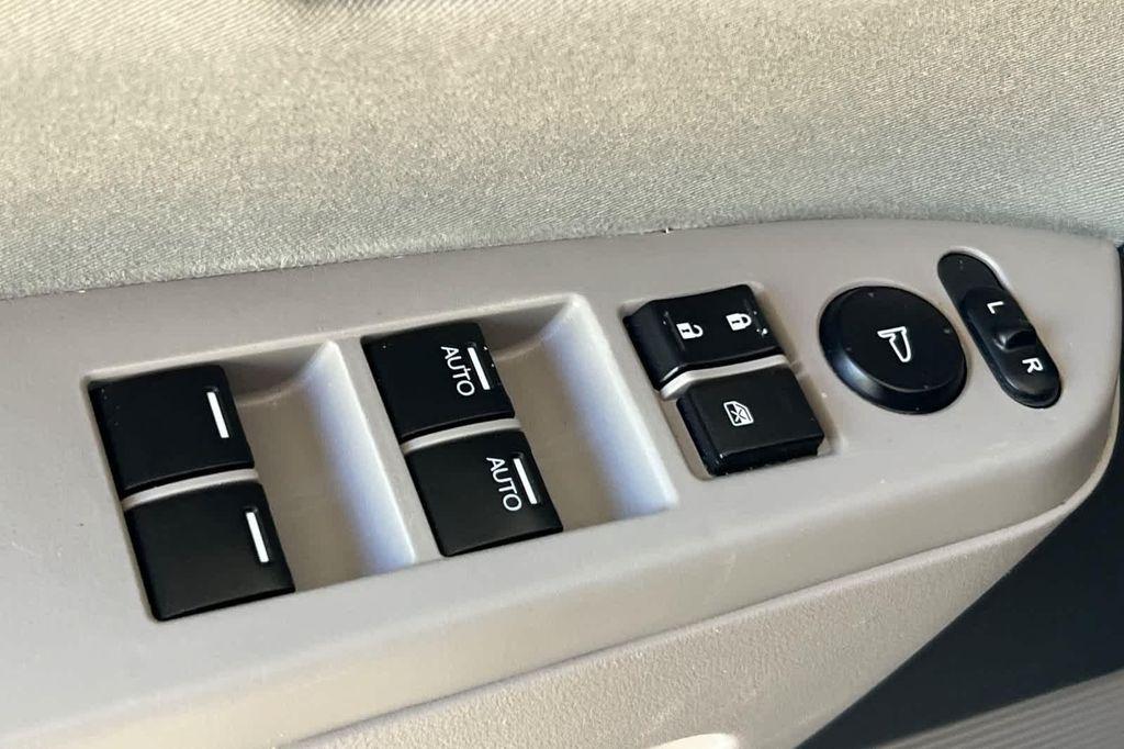 used 2009 Honda Pilot car, priced at $7,999