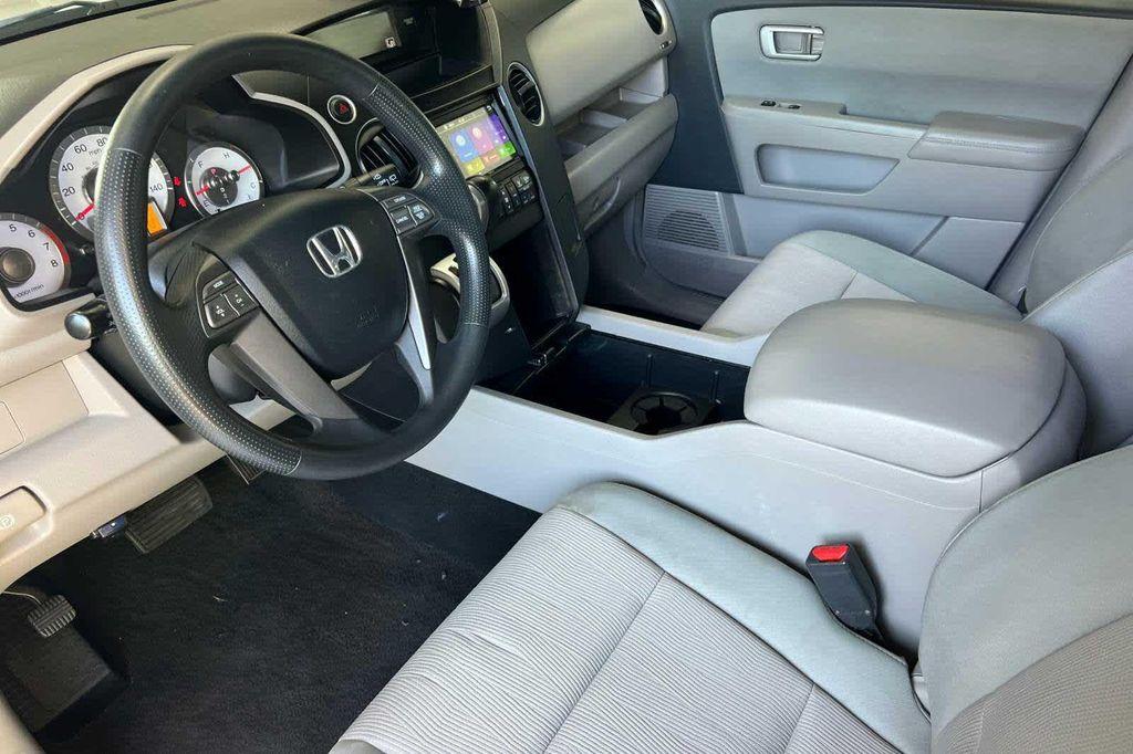 used 2009 Honda Pilot car, priced at $7,999