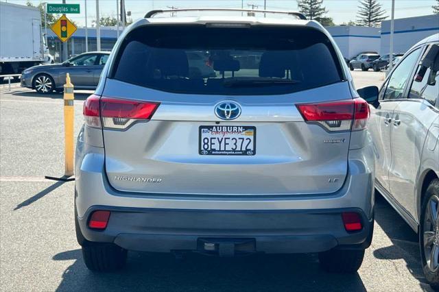used 2018 Toyota Highlander Hybrid car, priced at $28,999