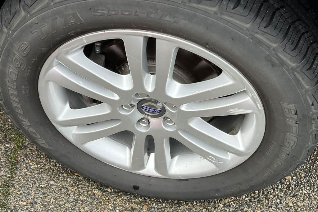 used 2012 Volvo XC90 car, priced at $10,999