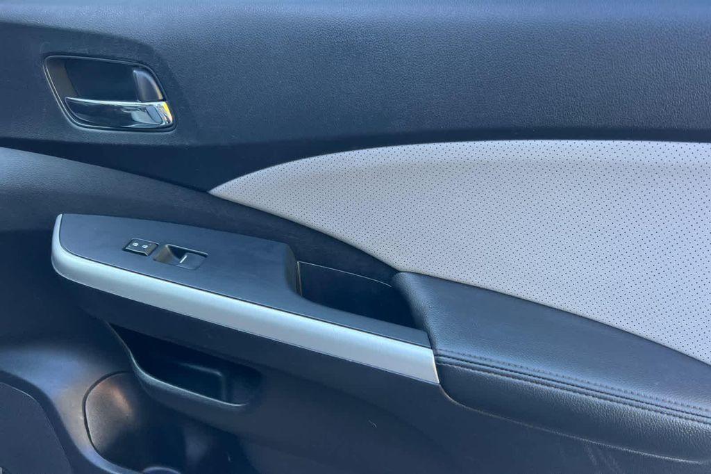 used 2015 Honda CR-V car, priced at $14,477
