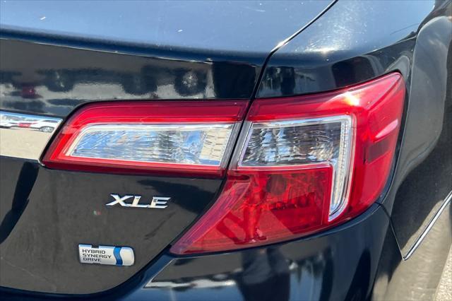 used 2014 Toyota Camry Hybrid car, priced at $10,999