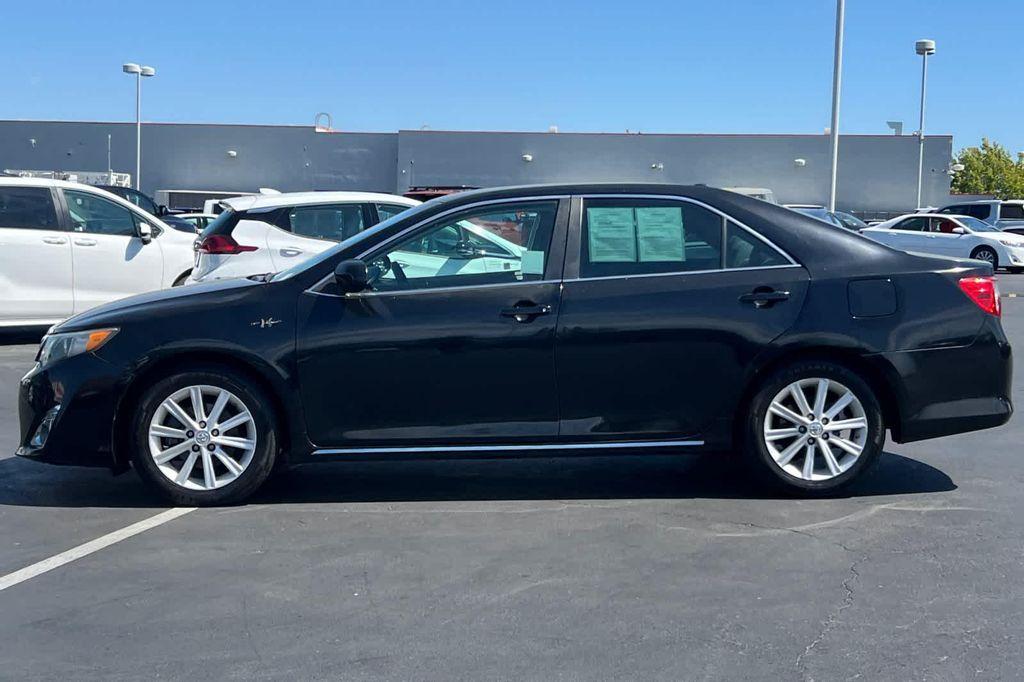 used 2014 Toyota Camry Hybrid car, priced at $9,977