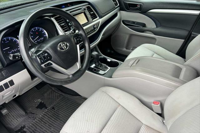 used 2018 Toyota Highlander car, priced at $21,999