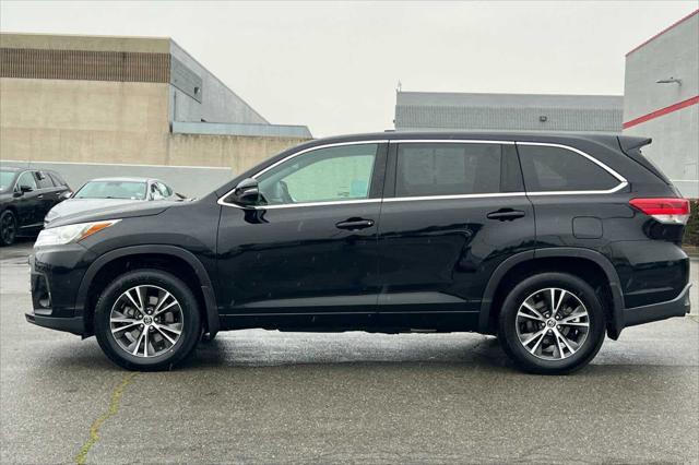 used 2018 Toyota Highlander car, priced at $21,999