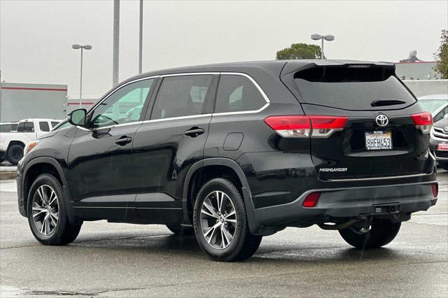 used 2018 Toyota Highlander car, priced at $21,999