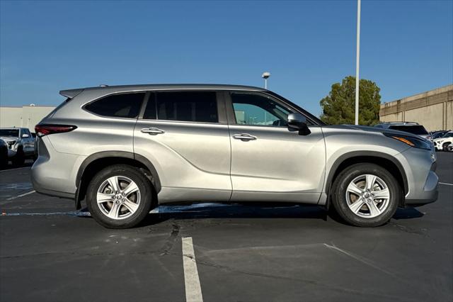 used 2024 Toyota Highlander car, priced at $37,977