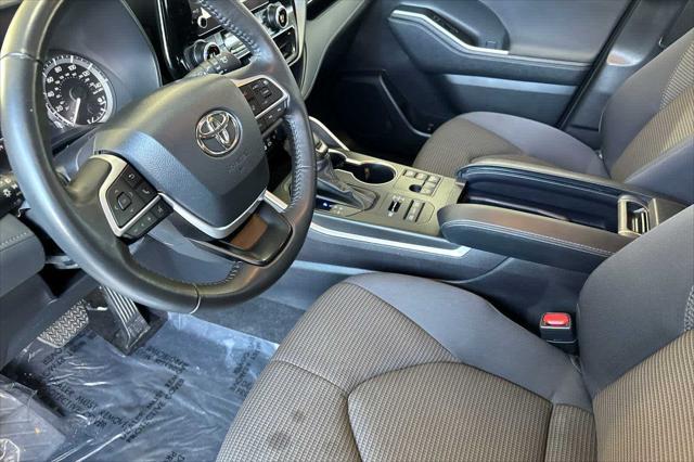 used 2024 Toyota Highlander car, priced at $37,977