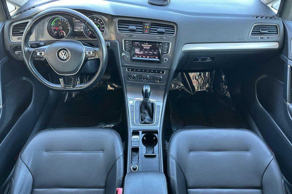 used 2015 Volkswagen e-Golf car, priced at $9,999