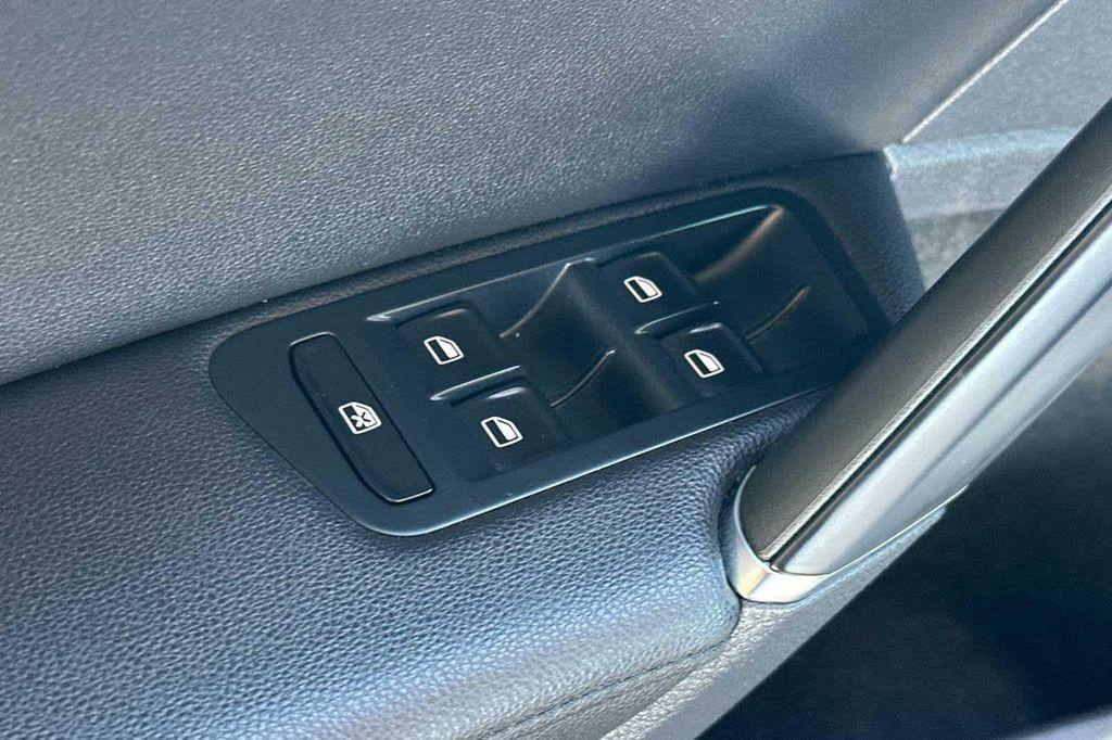 used 2015 Volkswagen e-Golf car, priced at $9,999