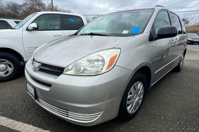 used 2004 Toyota Sienna car, priced at $8,999