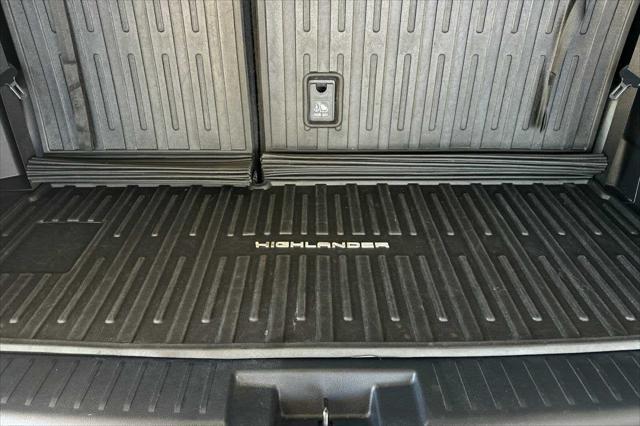 used 2023 Toyota Highlander car, priced at $36,977