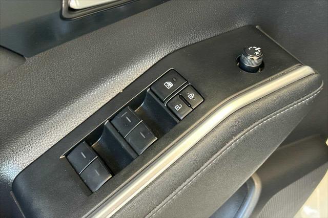 used 2023 Toyota Highlander car, priced at $36,977