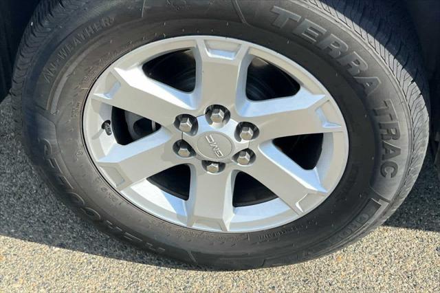 used 2015 GMC Acadia car, priced at $10,999