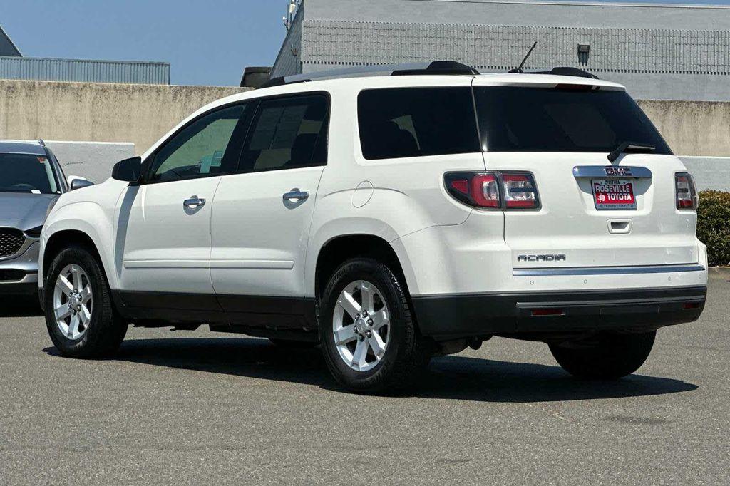 used 2015 GMC Acadia car, priced at $9,977
