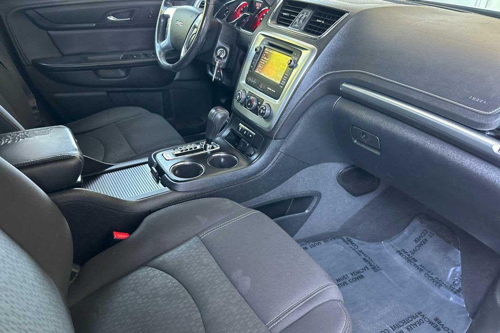 used 2015 GMC Acadia car, priced at $9,977