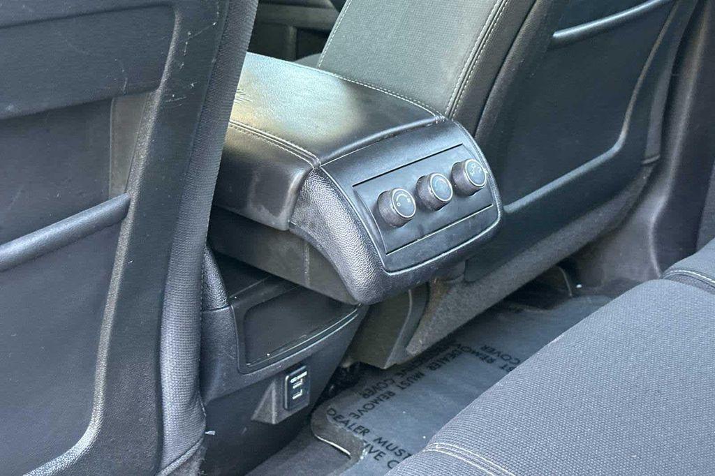 used 2015 GMC Acadia car, priced at $9,977