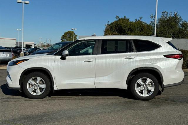 used 2023 Toyota Highlander car, priced at $32,977