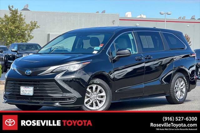 used 2022 Toyota Sienna car, priced at $34,977