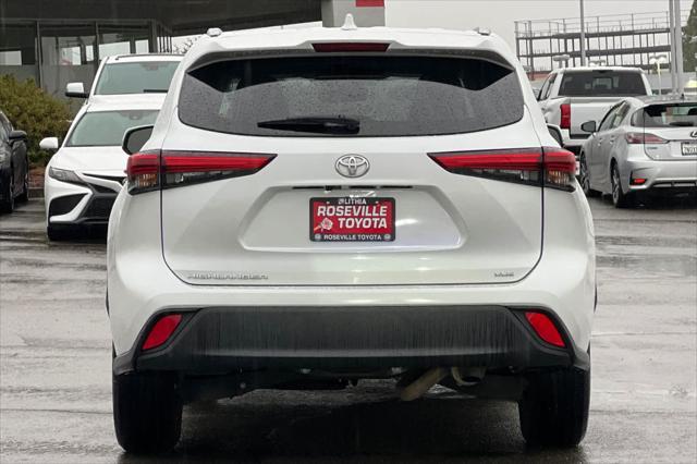 used 2023 Toyota Highlander car, priced at $34,977