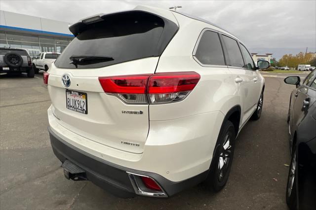 used 2019 Toyota Highlander Hybrid car, priced at $35,999