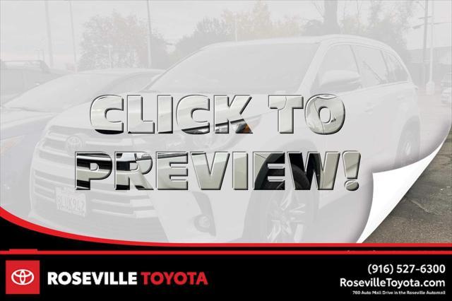 used 2019 Toyota Highlander Hybrid car, priced at $35,999