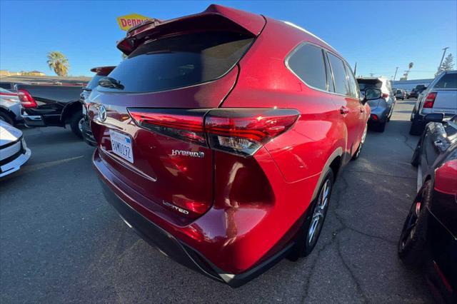 used 2021 Toyota Highlander Hybrid car, priced at $40,977