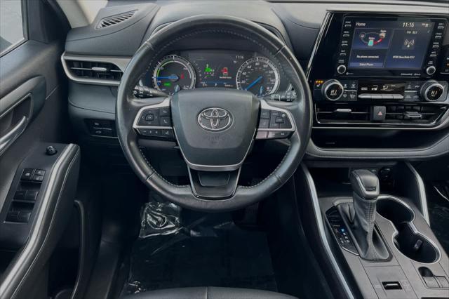 used 2022 Toyota Highlander Hybrid car, priced at $34,977