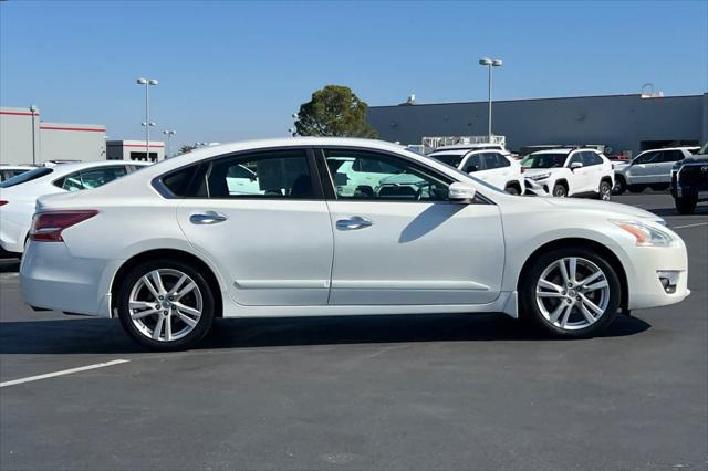 used 2013 Nissan Altima car, priced at $10,977