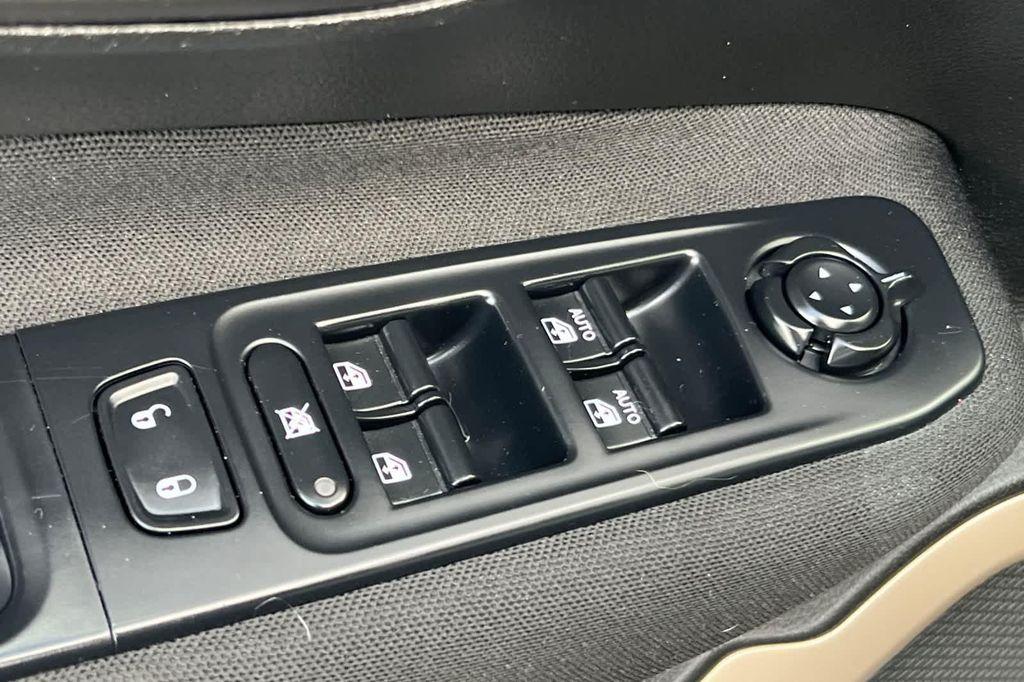 used 2017 Jeep Renegade car, priced at $7,777