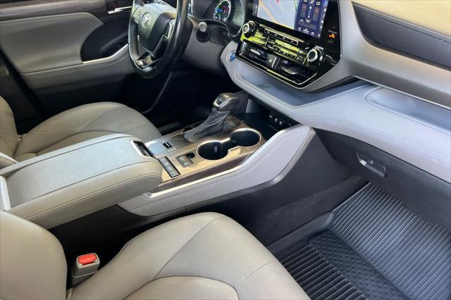 used 2021 Toyota Highlander Hybrid car, priced at $43,977